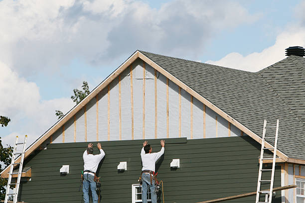 Professional Siding Replacement technician working in Hannastown, PA